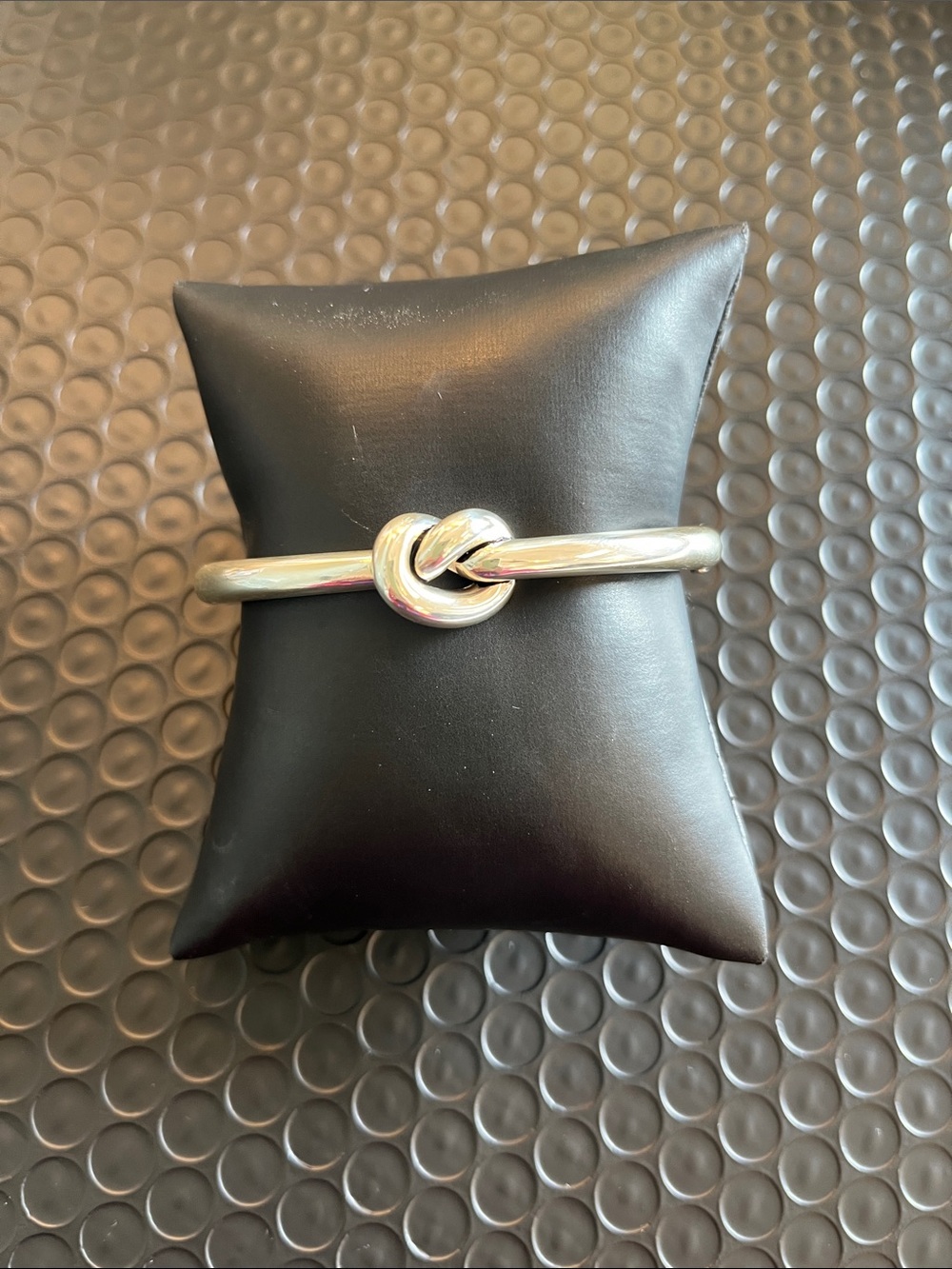 JF0317 Brighton Silver Knot Bangle Bracelet
